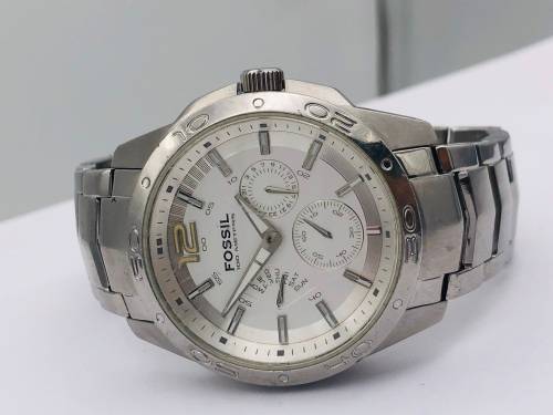 *FOSSIL MEN'S CHRONOGRAPH* BID FROM R1!