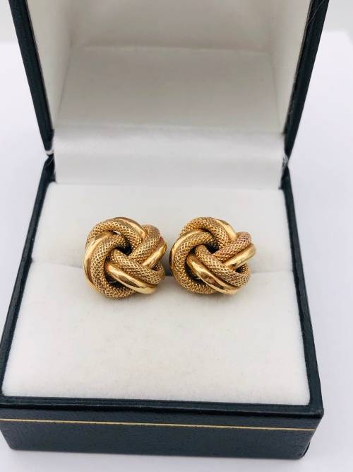 *SOLID GOLD SCROLL EARRINGS* R1 BIDS!