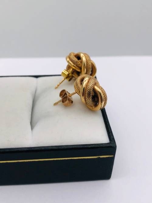 *SOLID GOLD SCROLL EARRINGS* R1 BIDS!