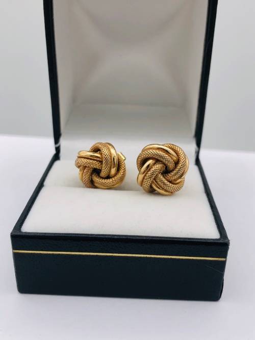 *SOLID GOLD SCROLL EARRINGS* R1 BIDS!