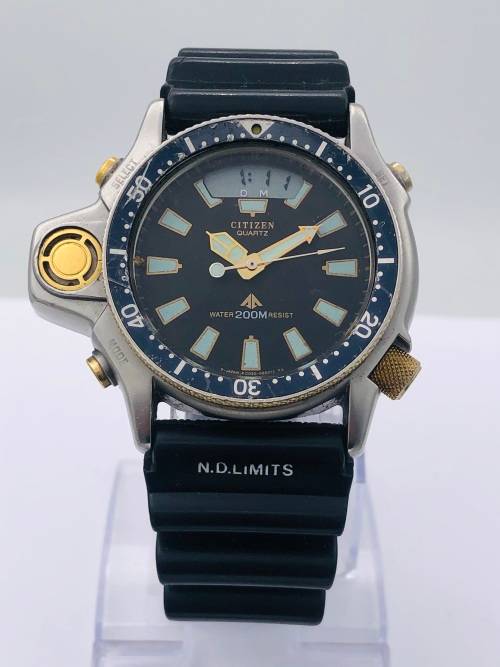 *CITIZEN QUARTZ CHUNKY DIVERS WATCH* R1 BIDS