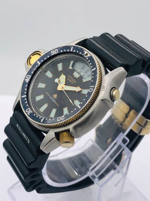 *CITIZEN QUARTZ CHUNKY DIVERS WATCH* R1 BIDS