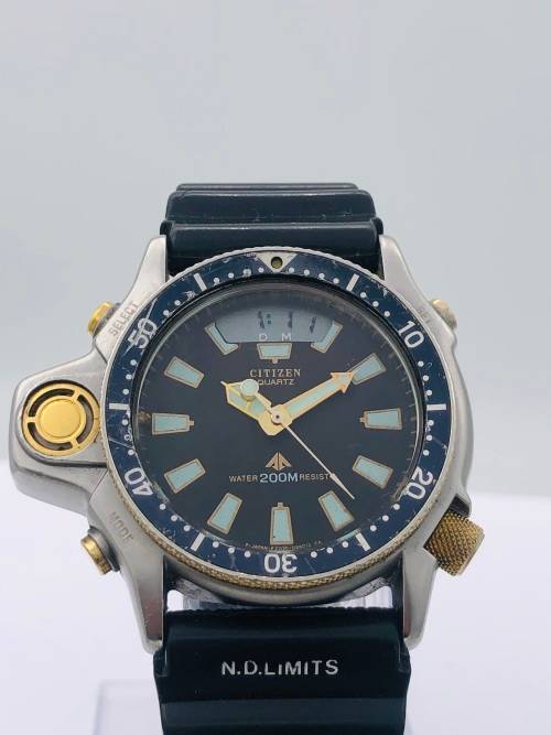 *CITIZEN QUARTZ CHUNKY DIVERS WATCH* R1 BIDS