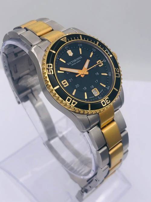 *VICTORINOX SWISS ARMY TWO-TONE LADIES WATCH* GOLD PLATED!