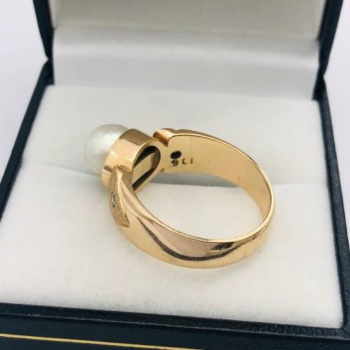 *9CT GOLD LARGE PEARL RING* R1 BIDS!