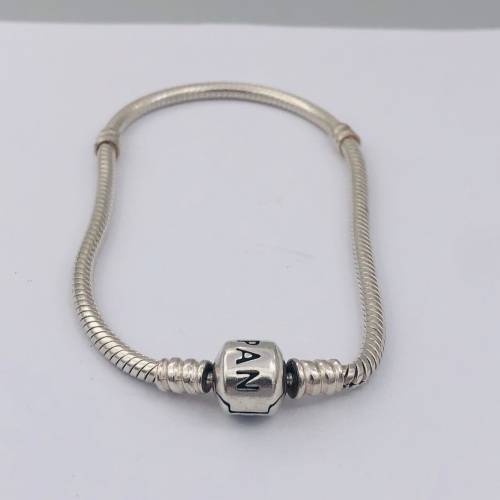 *PANDORA SNAKE CHARM BRACELET* R1 BIDS!