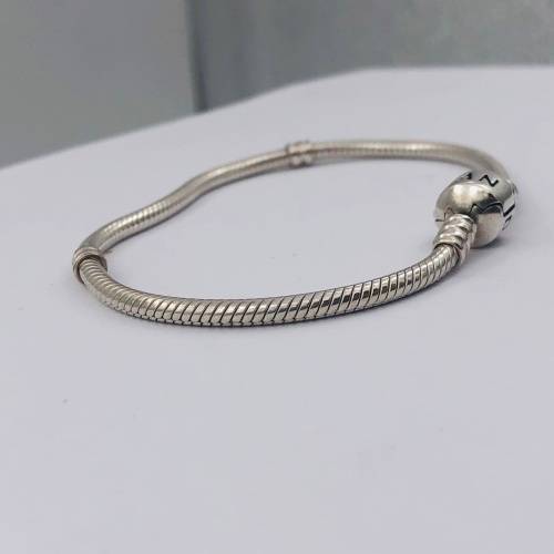 *PANDORA SNAKE CHARM BRACELET* R1 BIDS!