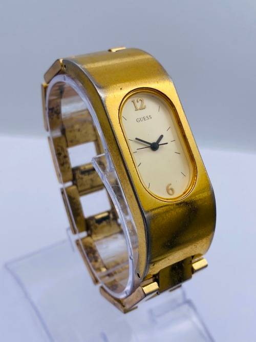 *GUESS LADIES GOLD DRESS WATCH* R1 BIDS!