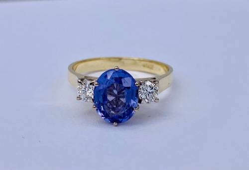 *INVESTMENT TANZANITE & DIAMOND WEDDING RING* 18K GOLD!