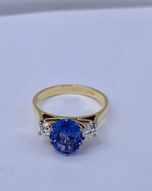 *INVESTMENT TANZANITE & DIAMOND WEDDING RING* 18K GOLD!