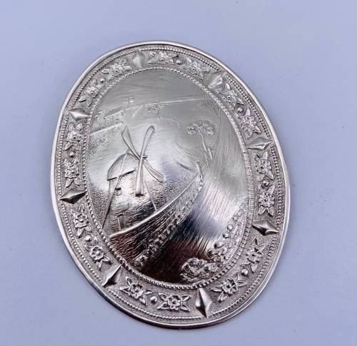 *SILVER ENGRAVED COLLECTORS BROOCH* SOLID 925!