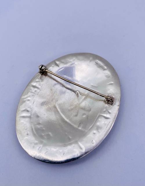 *SILVER ENGRAVED COLLECTORS BROOCH* SOLID 925!