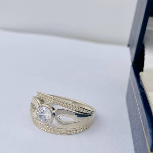 *SOLID SILVER CYCLOPS INFINITY RING* R1 BIDS!!!