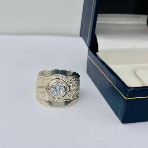 *SOLID SILVER CUBIC DIGIT CYCLOPS RING* R1 BIDS!!!