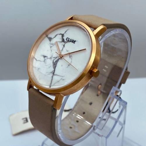 *CLUSE LADIES MINIMALIST DRESS WATCH* NEW OLD STOCK!