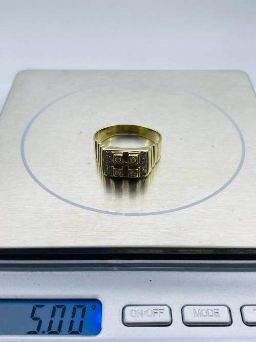 *LARGE DIAMOND MENS YELLOW GOLD RING* R1 BIDS