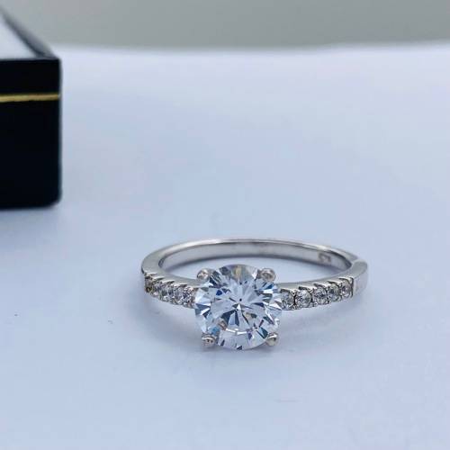 *BEAUTIFUL CUBIC & STERLING ENGAGEMENT RING* R1 BIDS!!!