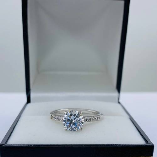 *BEAUTIFUL CUBIC & STERLING ENGAGEMENT RING* R1 BIDS!!!