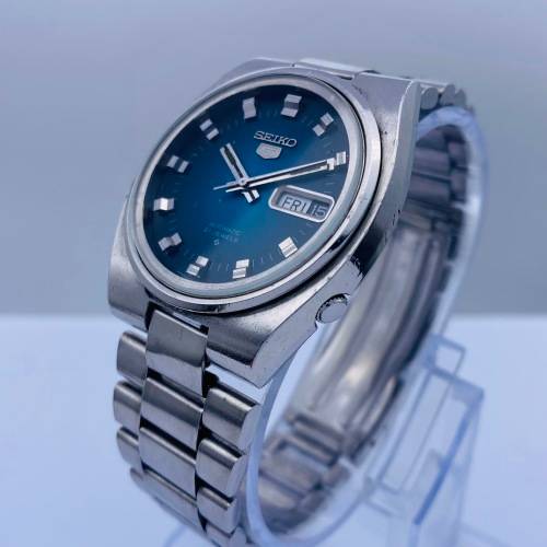*SEIKO 5 AUTOMATIC DAY-DATE WATCH*R1 BIDS