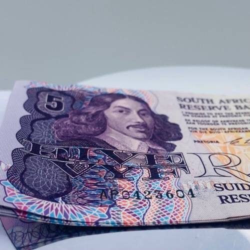 *SERIALIZED 5X OLD SA COLLECTORS FIVE RAND NOTES* R1 BIDS!!!