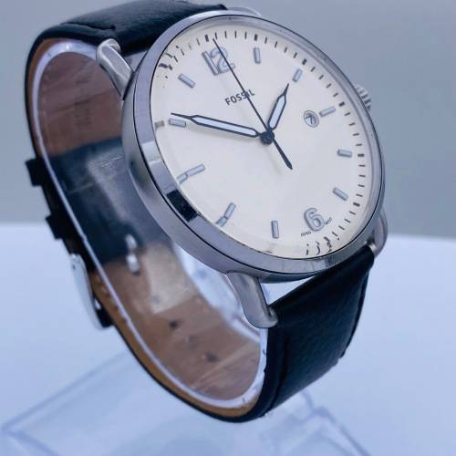 *FOSSIL THE COMMUTER MENS PROFESSIONAL WATCH* R1 BIDS!!!