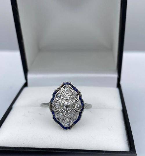 ***14CT GOLD ANTIQUE SAPPHIRE & DIAMOND IRIS CLUSTER RING*** R1 BIDS!