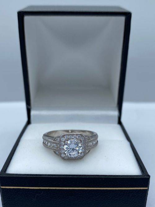 ***DAZZLING SQUARE SOLITAIRE CZ ETERNITY RING* R1 BIDS