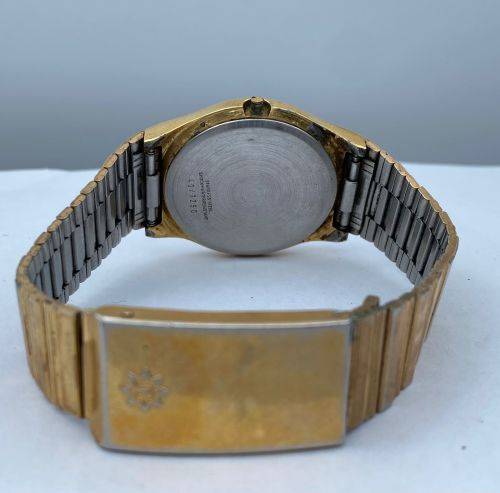 GOLD JUNGHANS MENS LUXURY GERMAN WATCH SEE DESCRIPTION!!!