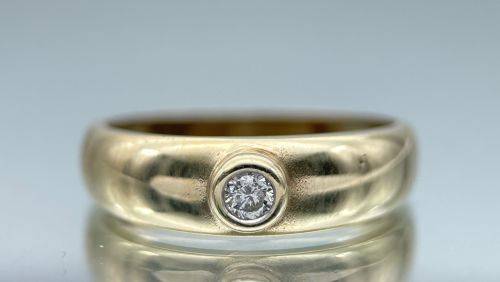 ***LOVELY YELLOW GOLD CLASSIC DIAMOND CYCLOPS LADIES RING* R1 BIDS