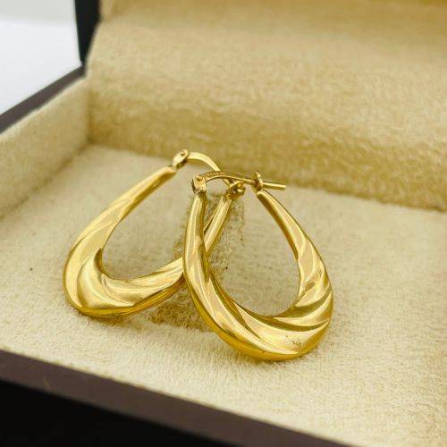 LOVELY YELLOW GOLD CHUNKY HOOP EARRINGS
