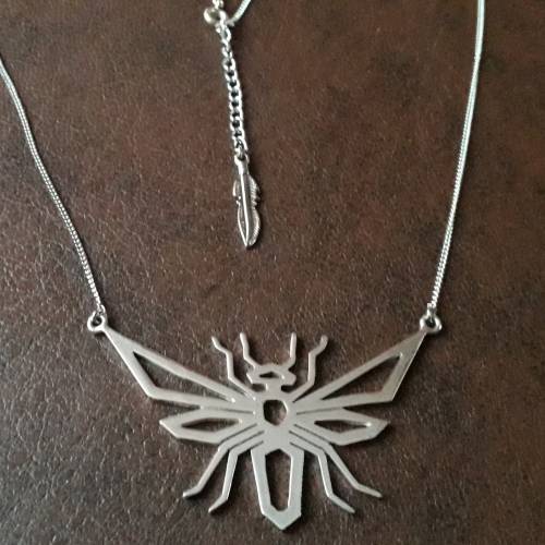 Authentic Genuine 925 Sterling Silver Large Bee Pendant Necklace - 45cm Curb Chain