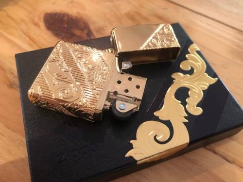 ZIPPO Golden Scroll - 2018 Collectible of the Year - Mint Unused Investment Grade