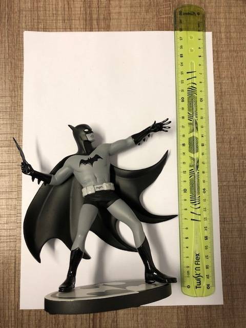 ULTRA-RARE | BATMAN BLACK AND WHITE STATUE NO.48 - NOT LIMITED EDITION