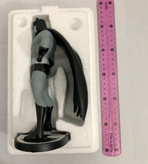 ULTRA-RARE | BATMAN BLACK AND WHITE STATUE NO.60 - LIMITED EDITION #0634