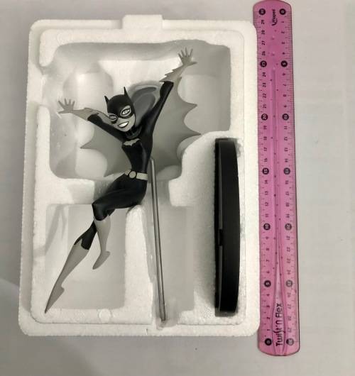 ULTRA-RARE | BATMAN BLACK AND WHITE STATUE NO.93 - LIMITED EDITION #2485