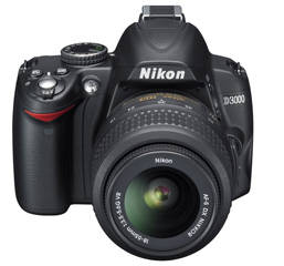 Nikon D3000 + kit lens + spare battery