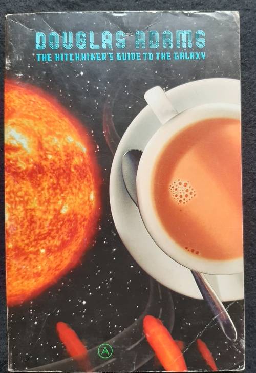 The Hitchhikers Trilogy  in four Parts - Douglas Adams