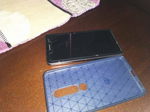 Nokia 32Gb Dual SIM - Black with Copper Accents