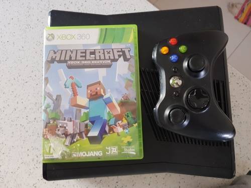 XBOX 360 Slim Console - 4GB