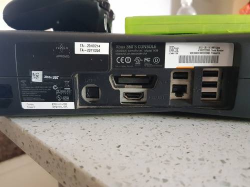XBOX 360 Slim Console - 4GB