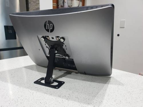 HP ALL IN ONE - 20` TOUCH SCREEN PC - i3 6th gen + 4gb + 500gb