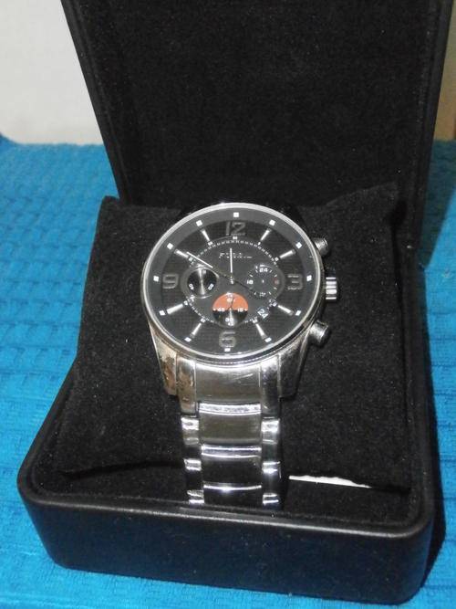 A STUNNING FOZZEL MENS WATCH IN MINT CONDITION A GREAT BUY.