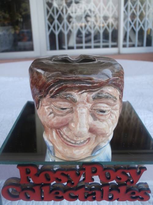 RARE RARE ROYAL-DOULTON ASHTRAY-FARMER-JOHN-OLD-A-MARK-8290 APPROX 8CM TALL MINT