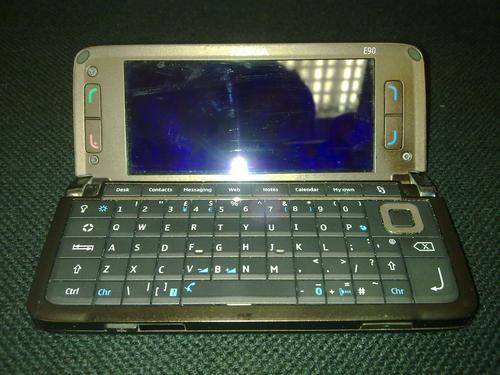 Nokia E90 Smartphone