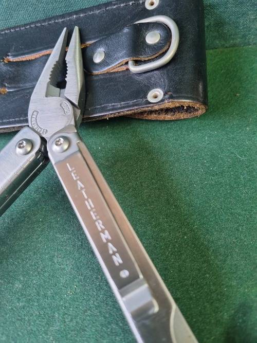 Leatherman  sideclip knive