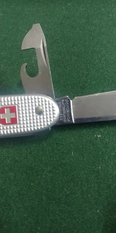 Victorinox pioneer Alox silver