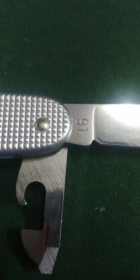 Victorinox pioneer Alox silver