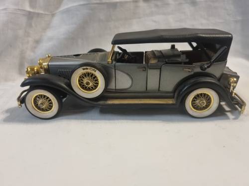 Vintage 1/27 scale 1930 deserters car lighter
