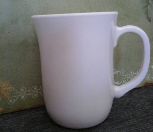 VINTAGE FRENCH MADE ARCROC COFFEE MUG