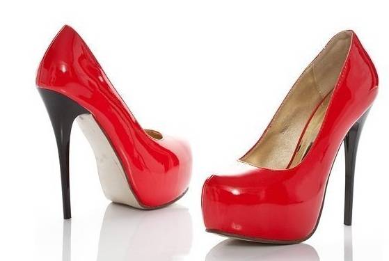 High Heel Shoes ON SALE - ONLY R199 in black or red - 100% Rating Verified Seller